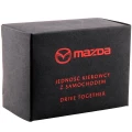 Eleganckie opakowanie magnetycznego uchwytu na telefon Mazda.