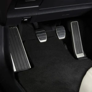 NAKŁADKI NA PEDAŁY MAZDA CX-30 MANUAL