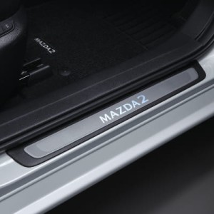LISTWY PROGOWE Z PODŚWIETLENIEM MAZDA 2 DJ