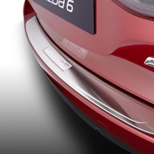METALOWA LISTWA TYLNEGO ZDERZAKA MAZDA 6 GJ/GL