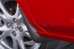 CHLAPACZE PRZEDNIE MAZDA 2 DE